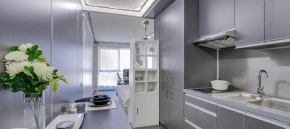 Studio in Reims, France No. 80982 5