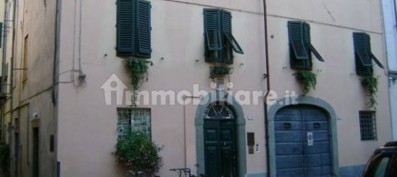 3 bedrooms Apartment in Lucca, Italy No. 251609 9