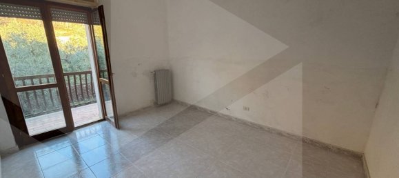 5 rooms Apartment in San Marco in Lamis, Italy No. 21042 32