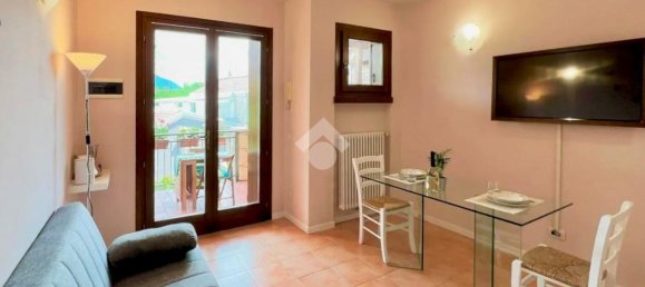 Studio in Verona, Italy No. 9456 36