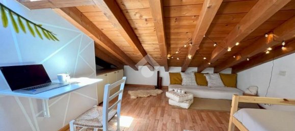 Studio in Verona, Italy No. 9456 20