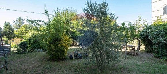 5 rooms Apartment in Cupramontana, Italy No. 1748 23