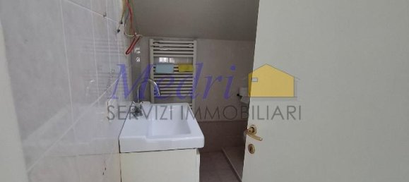 5 rooms Apartment in Cesena, Italy No. 136538 4