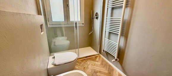 3 rooms Apartment in Bologna, Italy No. 38782 9