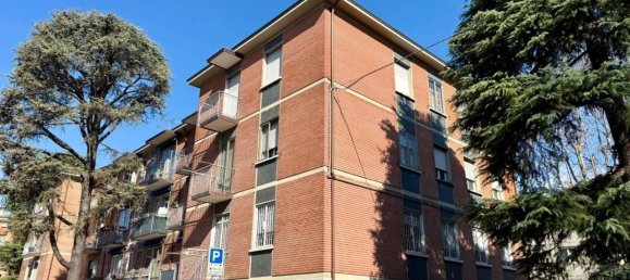 3 rooms Apartment in Bologna, Italy No. 38782 20