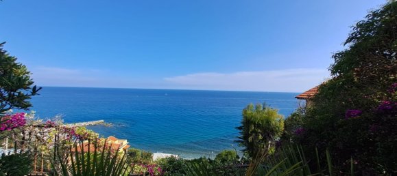 4 bedrooms Apartment in Varazze, Italy No. 381634 11