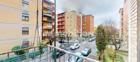 2 Schlafzimmer Wohnung in Bologna, Italy, Nr. 25158 31