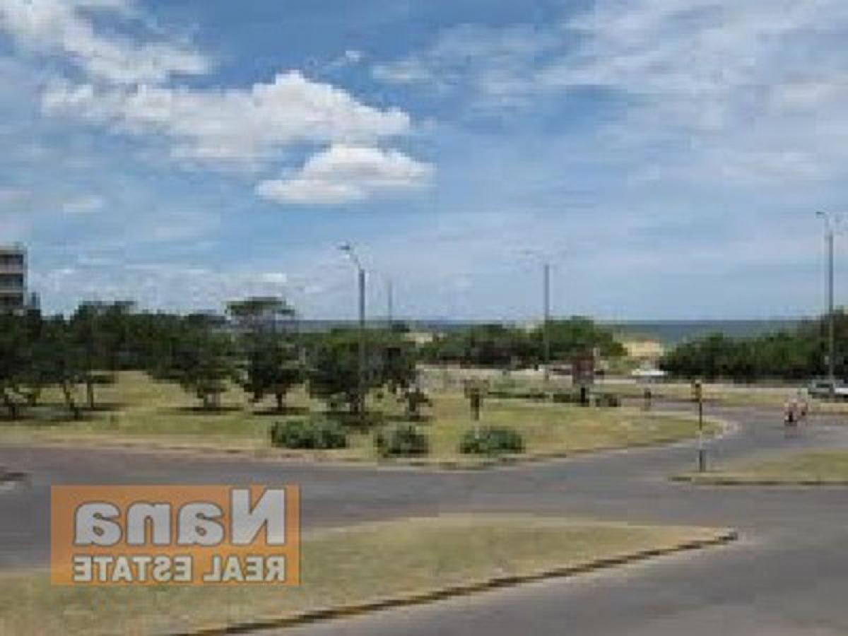 2 bedrooms Apartment in Maldonado, Uruguay No. 9271