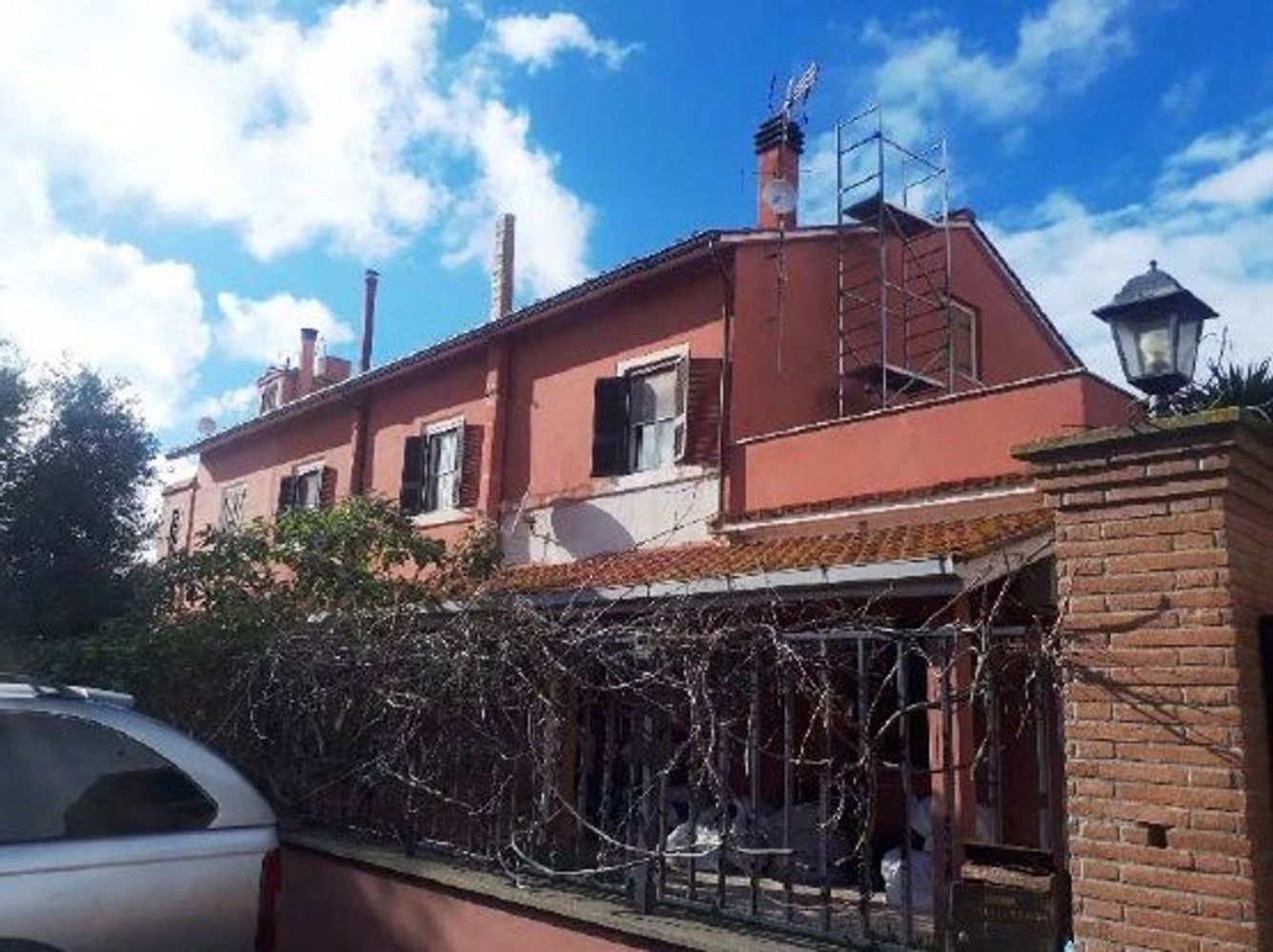 Дом с 8 спальнями в Фьюмичино, Италия № 391176