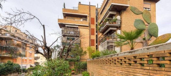 4 rooms Apartment in Rome, Italy No. 29479 4