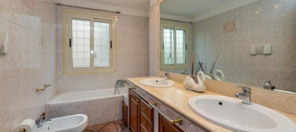 4 rooms Apartment in Rome, Italy No. 29479 15