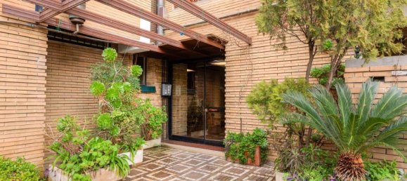 4 rooms Apartment in Rome, Italy No. 29479 3