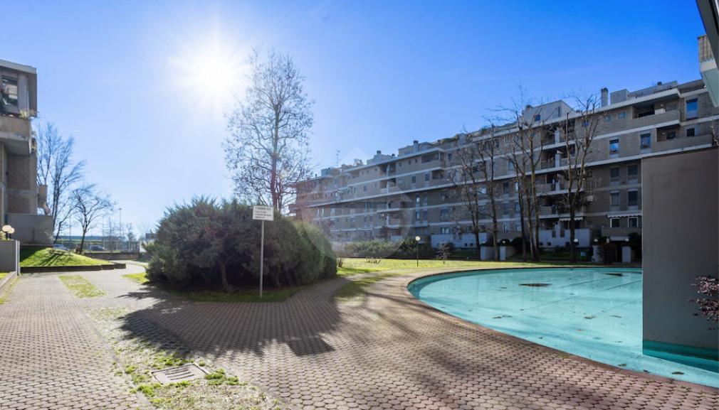 Apartamento de 3 habitaciónes en Milan, Italy No. 248724