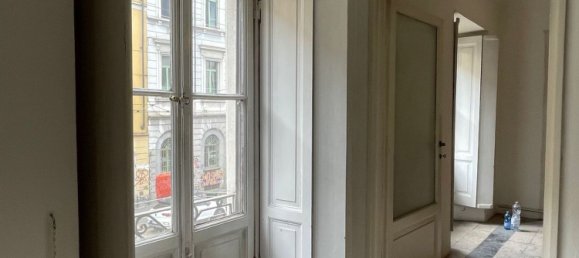 3 rooms Apartment in Milan, Italy No. 336921 6