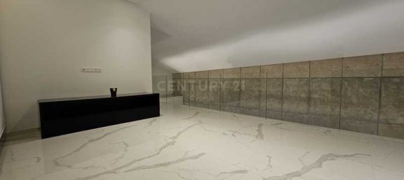 Вилла с 4 спальнями в Трахони, Кипр № 11880 3