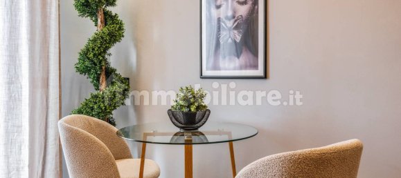 2 Schlafzimmer Wohnung in Milan, Italy, Nr. 331009 5