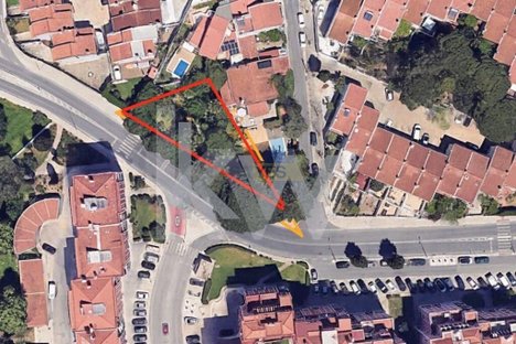 289m² Land in Cascais, Portugal No. 120493