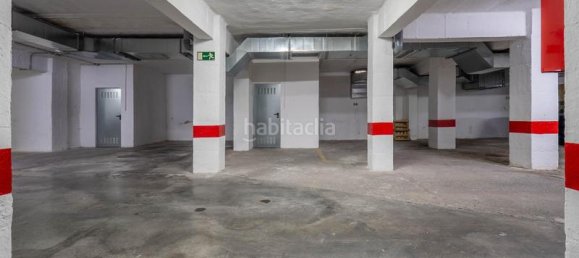 1046m² Parking in Granada, Spain No. 182105 17