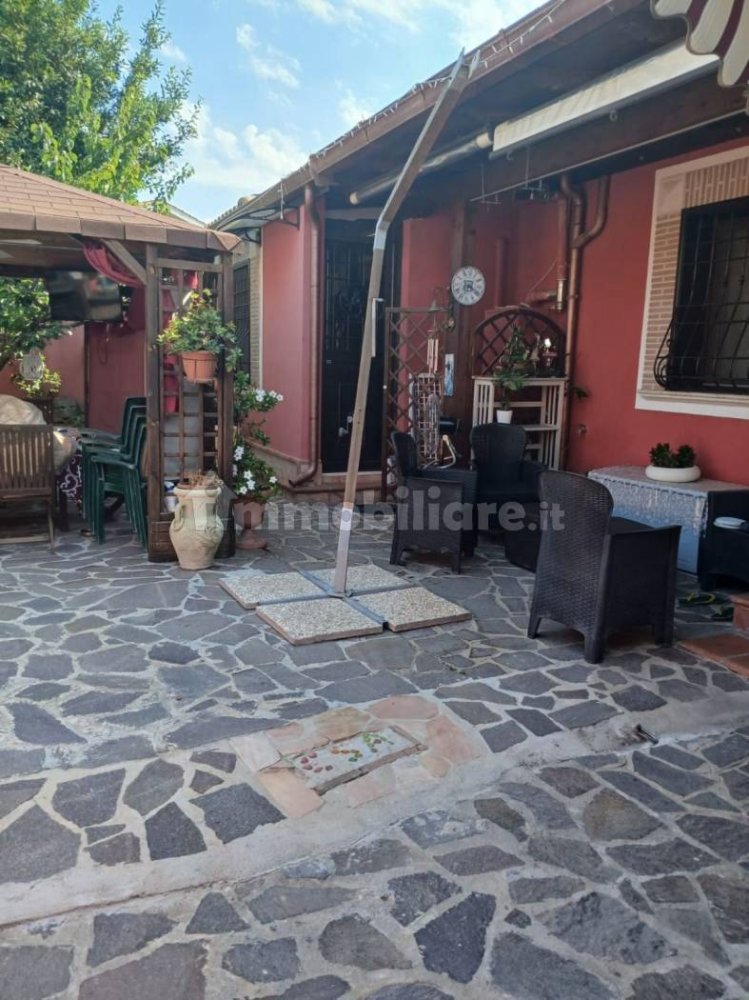 Villa de 2 dormitorios en Ardea, Italy No. 294715