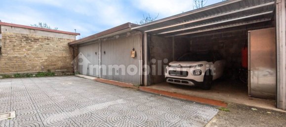 3 bedrooms Apartment in Rome, Italy No. 317544 24