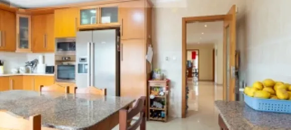 5 غرف نوم منزل في Corroios, Portugal رقم 86226 15