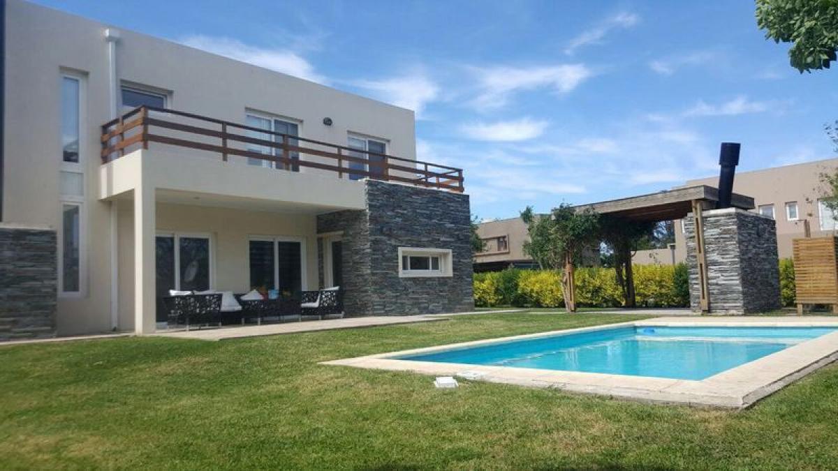 3 غرف نوم منزل في Mar del Plata, Argentina رقم 93931