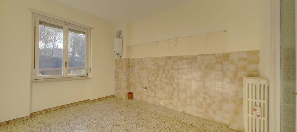 3 rooms Apartment in Trofarello, Italy No. 53261 3
