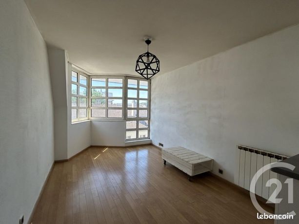 Apartamento de 1 dormitorio en Evreux, France No. 311648