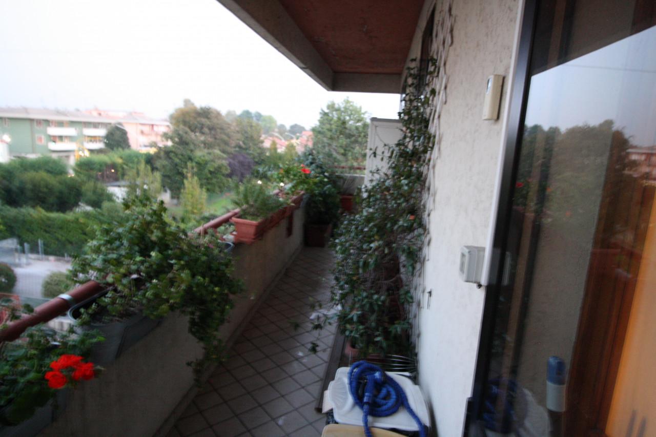 4 rooms Apartment in Padua, Italy No. 34127