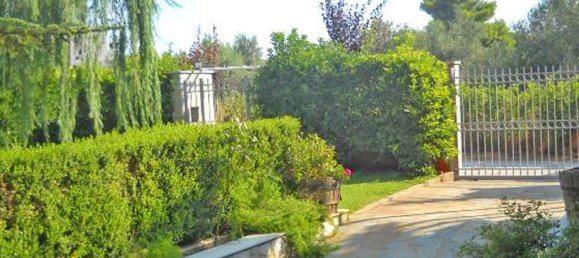 5 Schlafzimmer Gewerbliche Immobilie in Pikermi, Greece, Nr. 6895 2