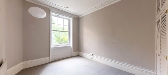 3 bedrooms Apartment in London, United Kingdom No. 5482 5