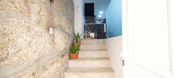 Casa de 3 dormitorios en Porto, Portugal No. 30085 4