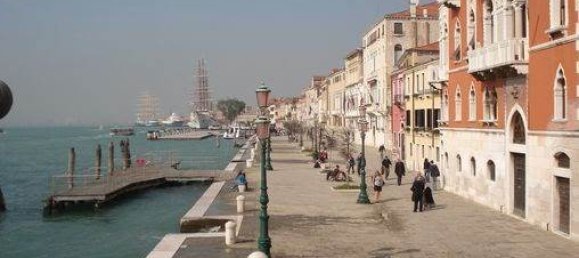 3 rooms Commercial property in Venice, Italy No. 61555 21