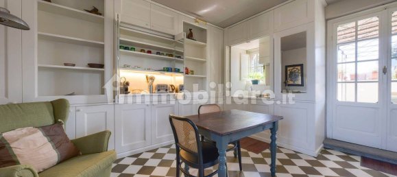 1 bedroom Apartment in Florence, Italy No. 83195 3