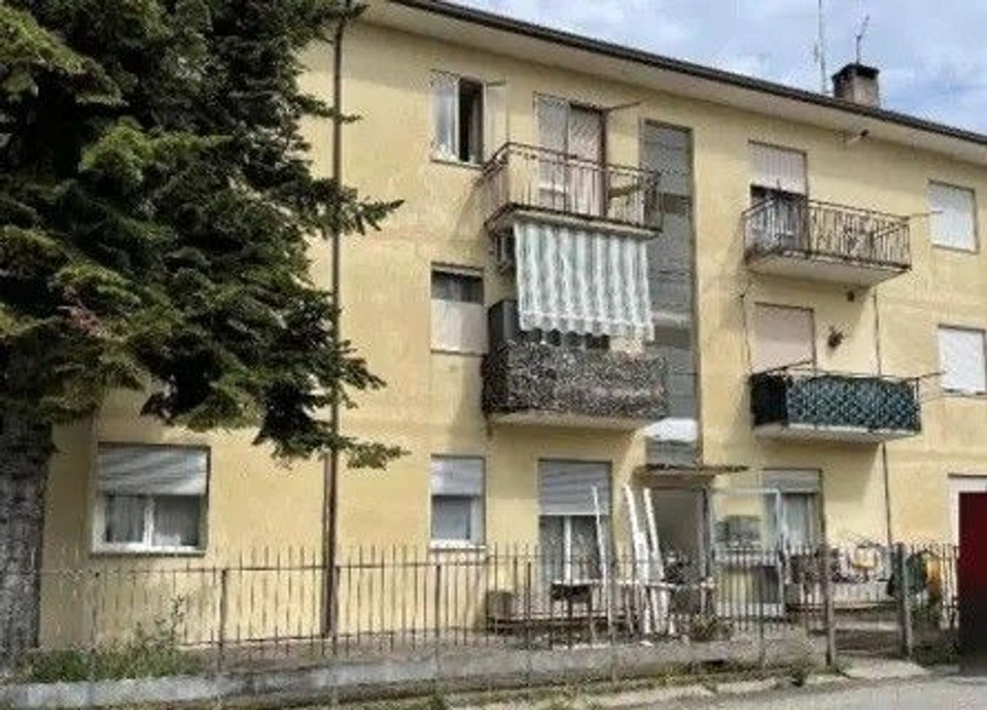 4 rooms Apartment in Cassola, Italy No. 219604