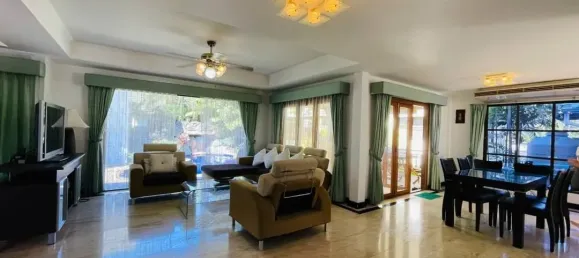 7 bedrooms Villa in Pattaya, Thailand No. 68649 12