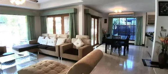 7 bedrooms Villa in Pattaya, Thailand No. 68649 11