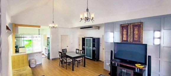 7 bedrooms Villa in Pattaya, Thailand No. 68649 2