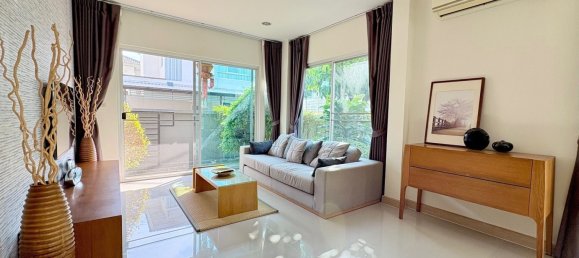 3 chambres Maison à Pattaya, Thailand No. 65417 2