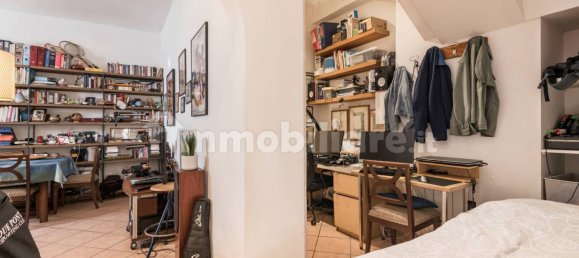 1 bedroom Apartment in Rome, Italy No. 370199 7