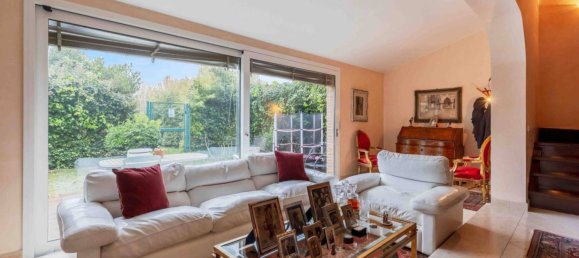 2 bedrooms House in Venice, Italy No. 154029 10