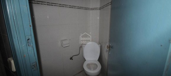 Бар с 3 спальнями в Маон, Испания № 701 8