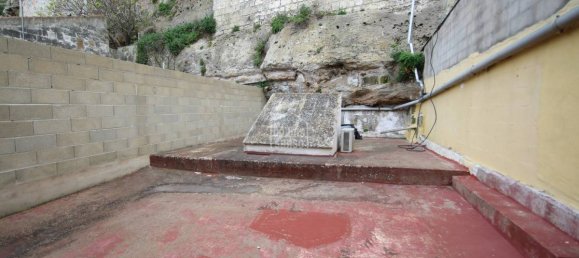 Бар с 3 спальнями в Маон, Испания № 701 13