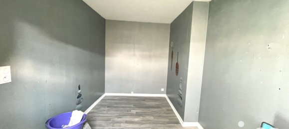 4 bedrooms House in Chateau-Thierry, France No. 41334 9