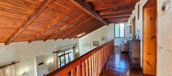 7 rooms Villa in San Zeno di Montagna, Italy No. 13310 8