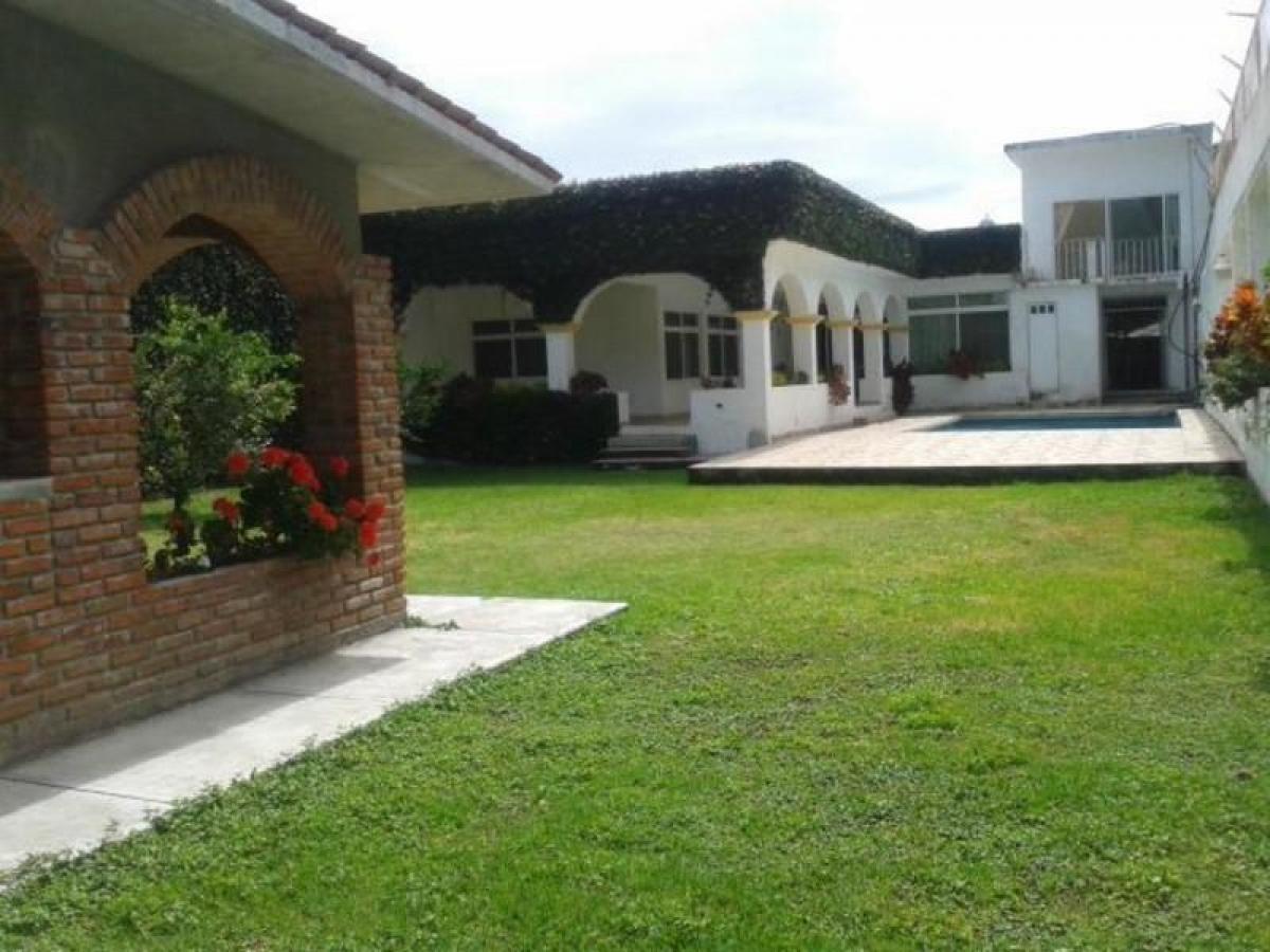 Дом с 4 спальнями в Морелос, Мексика № 187634