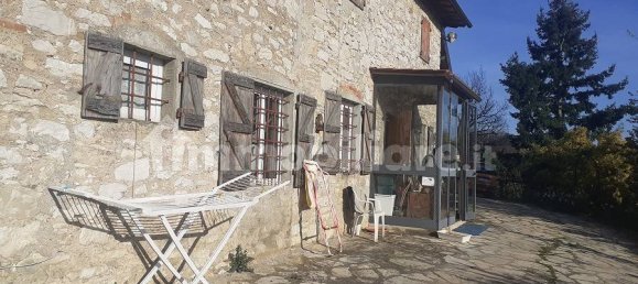 3 bedrooms House in Coreglia Antelminelli, Italy No. 325547 3