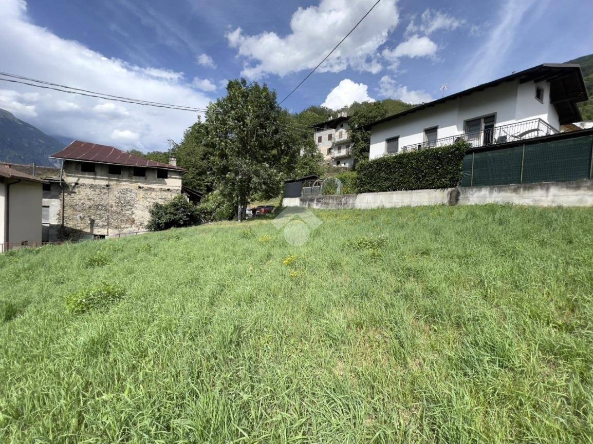 Terreno en Mazzo di Valtellina, Italy 660 m² No. 80097