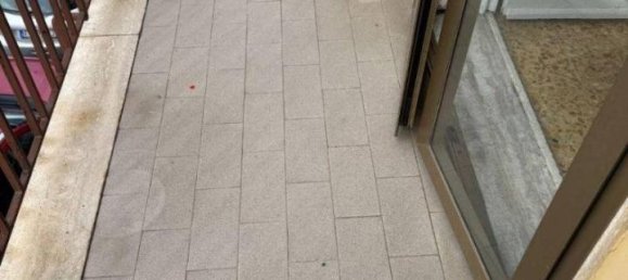 4-Zimmer Wohnung in Florence, Italy, Nr. 37729 3