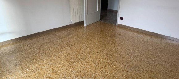 4-Zimmer Wohnung in Florence, Italy, Nr. 37729 6